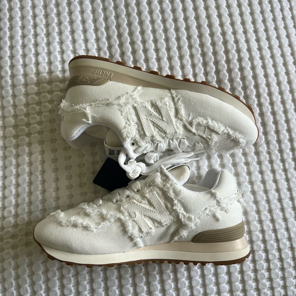 574 NEW BALANCE X MIU MIU DENIM SNEAKERS 38.5 - Picture 4 of 9